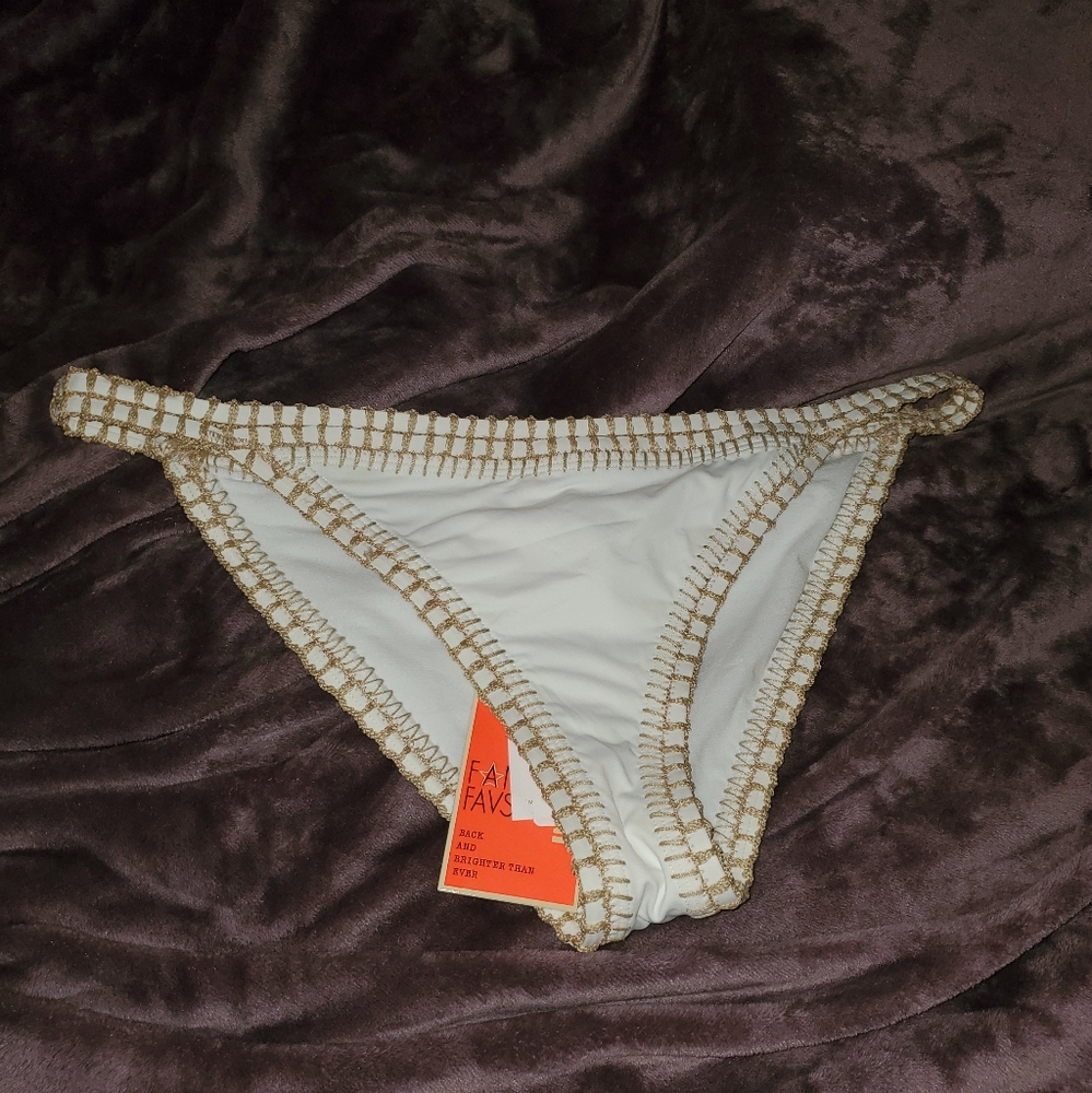Gianni Bini white L bikini bottom nwt